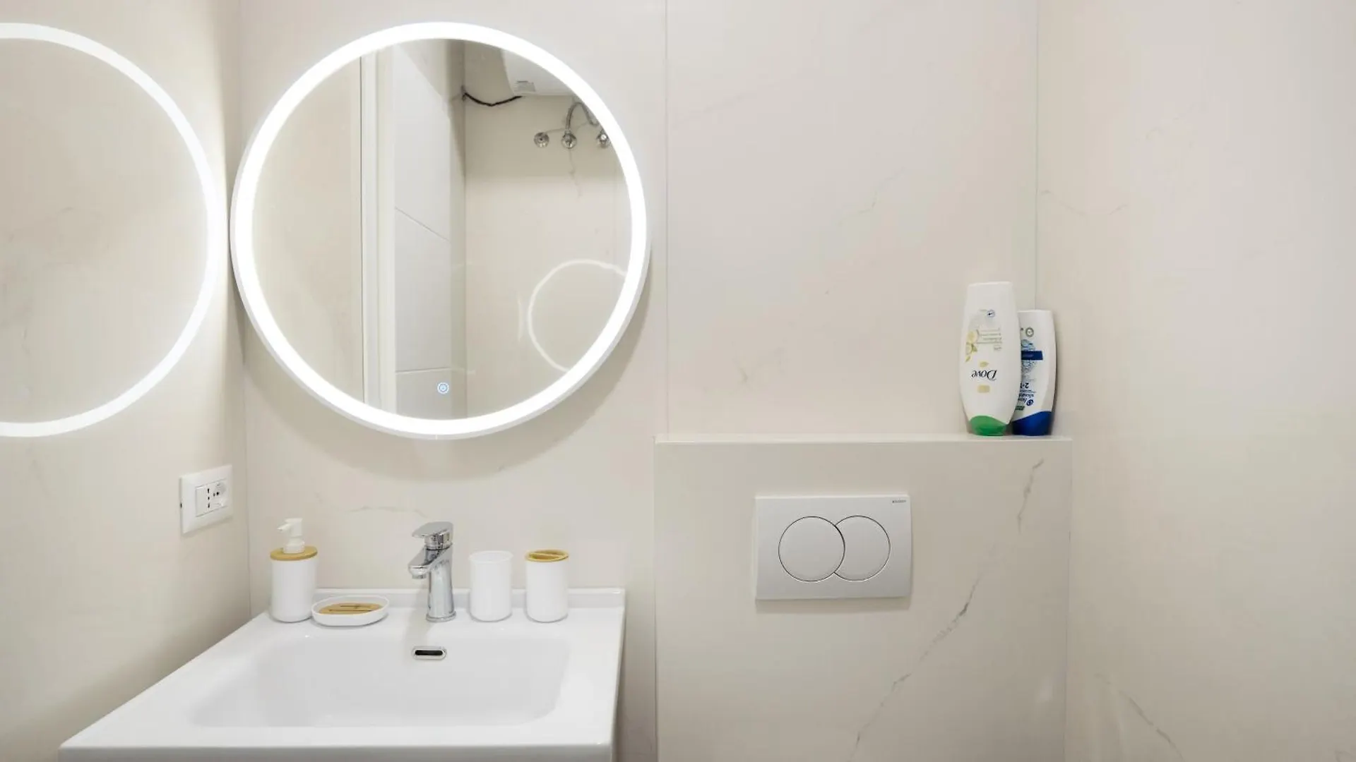 Chic Tirana City Apartment